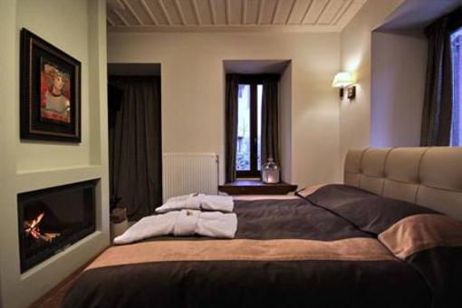 фото отеля Tsarbou Guesthouse