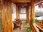 фото отеля Lijiang Shuhe Lianxinju Inn