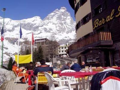 фото отеля Hotel Al Piolet Valtournenche