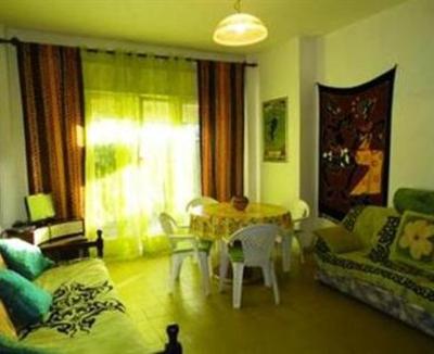 фото отеля Sahara Apartment Pomezia