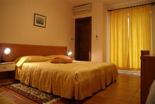 фото отеля Bed and Breakfast Villa Eufemia