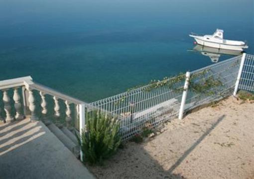 фото отеля Apartments Beach