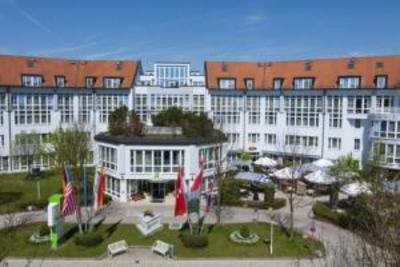 фото отеля Holiday Inn München Unterhaching