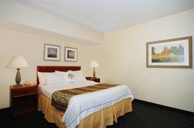 фото отеля Courtyard by Marriott Dayton South/Mall