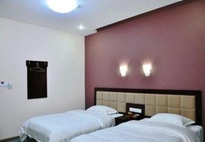 фото отеля Leshan Haoyue Express Hotel
