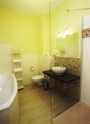 фото отеля Hotel zur Insel