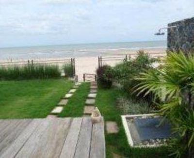 фото отеля Talay Naresuan Beach House