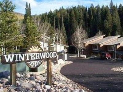 фото отеля Winterwood Townhomes