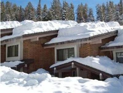 фото отеля Winterwood Townhomes