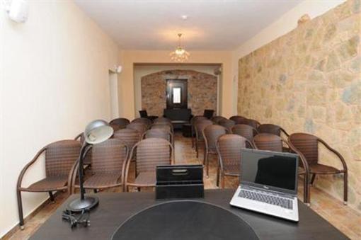 фото отеля Vathi Hotel