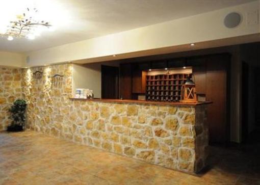 фото отеля Vathi Hotel