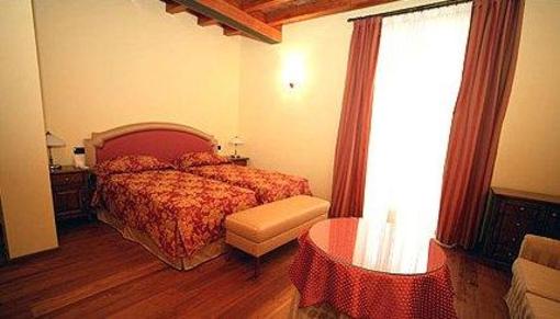 фото отеля La Locanda Del Melograno Hotel Moncalvo