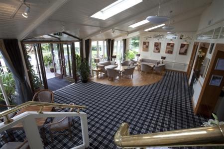 фото отеля Lakeside Hotel Ballina