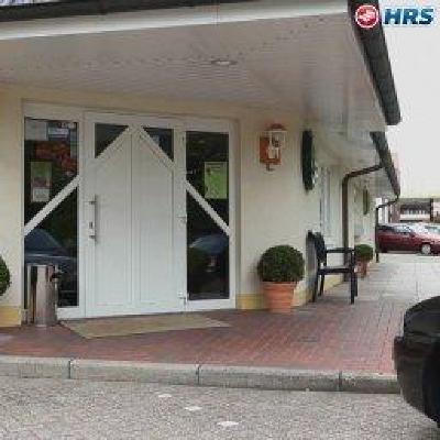 фото отеля Schlosspark-Hotel Hof von Oldenburg
