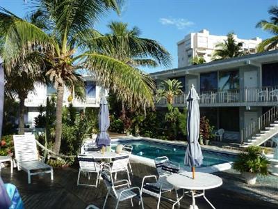 фото отеля Captain's Quarters Resort Lauderdale By the Sea