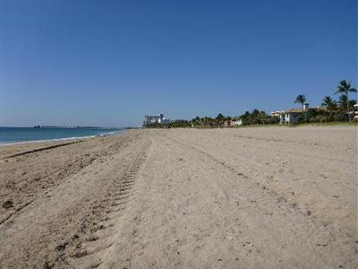 фото отеля Captain's Quarters Resort Lauderdale By the Sea