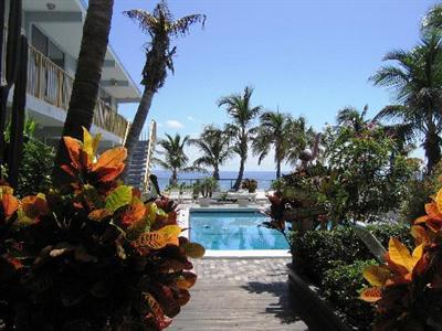 фото отеля Captain's Quarters Resort Lauderdale By the Sea