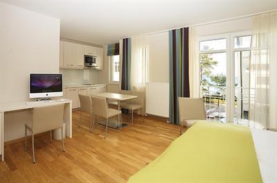 фото отеля Nymphe Strandhotel & Apartments