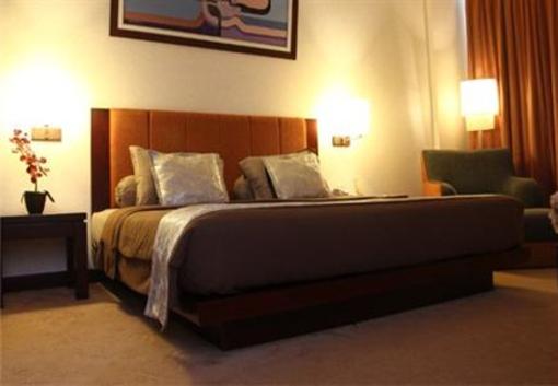 фото отеля Grand Wahid Hotel Salatiga