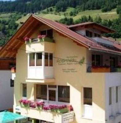 фото отеля Rosmarin Apartmenthaus Neustift im Stubaital