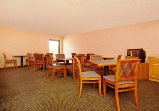фото отеля Econo Lodge Starke