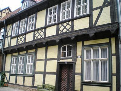 фото отеля Gasthaus Zum Goldenen Ring Quedlinburg