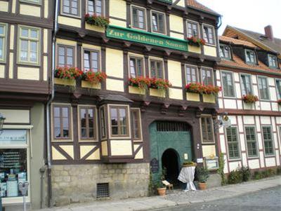 фото отеля Gasthaus Zum Goldenen Ring Quedlinburg