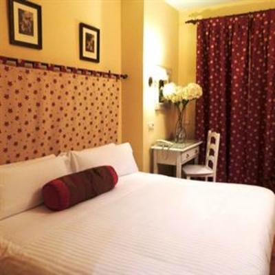 фото отеля Apartamentos Turisticos de los Reyes