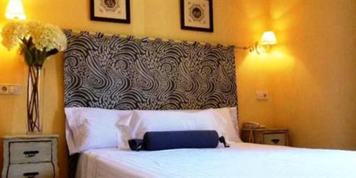 фото отеля Apartamentos Turisticos de los Reyes