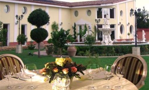 фото отеля Hotel Elysee Timisoara