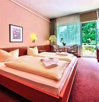 фото отеля Hotel Stortebeker Ostseebad Baabe