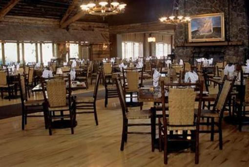 фото отеля Old Faithful Snow Lodge