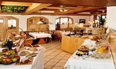фото отеля Gasthaus Hotel zum Mohren