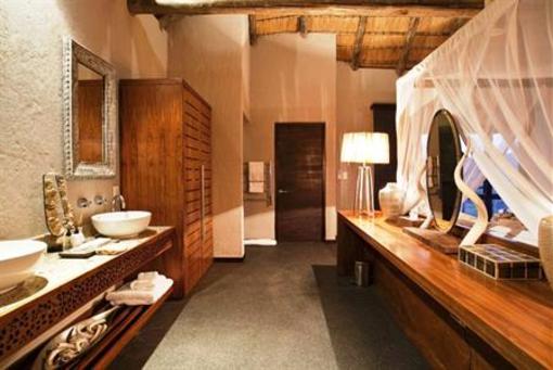 фото отеля Nambiti Hills Private Game Lodge