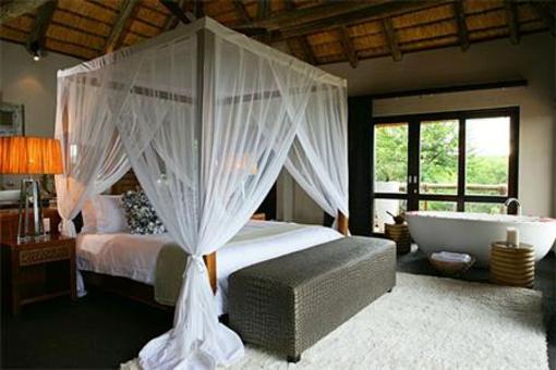 фото отеля Nambiti Hills Private Game Lodge