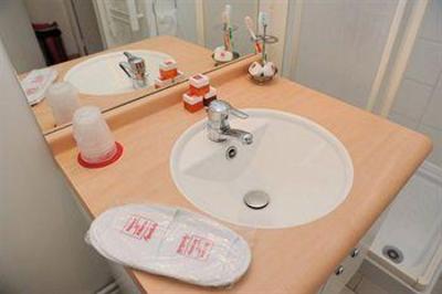 фото отеля Le Magistere Apparthotel Creteil