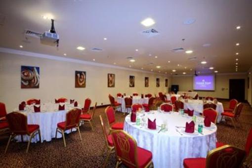 фото отеля Golden Tulip Hotel Al Qassim Buraidah