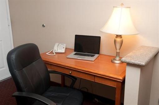 фото отеля Burbank Inn & Suites
