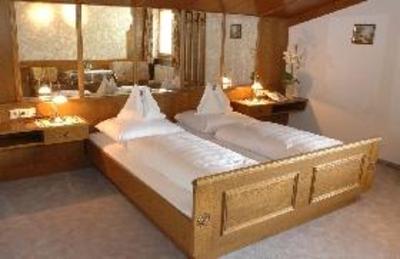 фото отеля Pension Cafe Fritz Lech am Arlberg