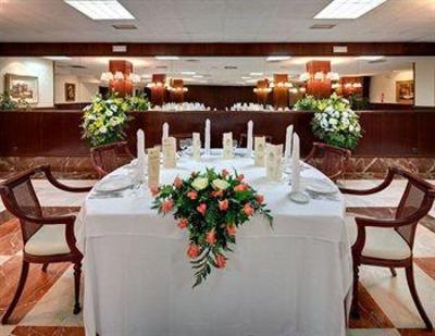 фото отеля Pedro I De Aragon Hotel