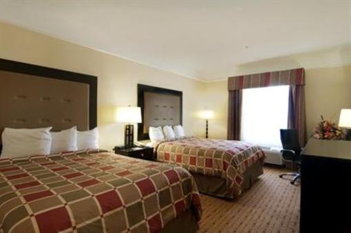 фото отеля Super 8 Hildalgo McAllen