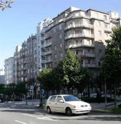 фото отеля Hostal Gran Via Vigo