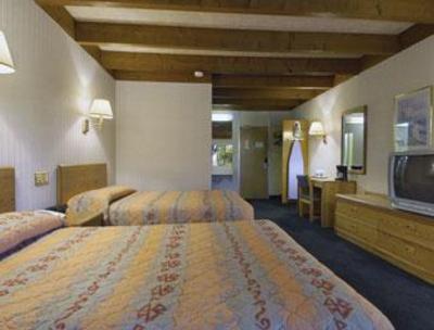 фото отеля Howard Johnson Inn Liberty