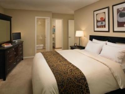фото отеля Marriott Execustay Oaks Normandy