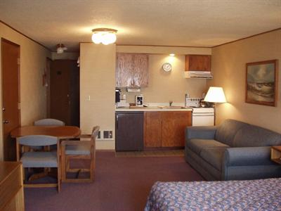фото отеля Tradewinds Motel