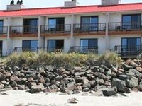 Tradewinds Motel