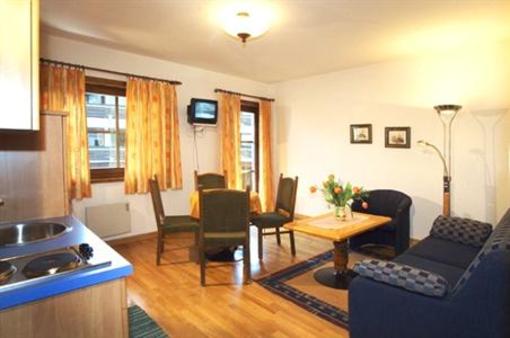 фото отеля Hotel Gruener Baum
