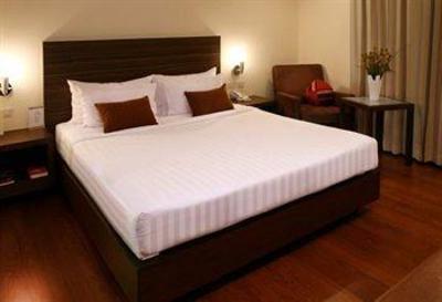 фото отеля St James Hotel Bangkok
