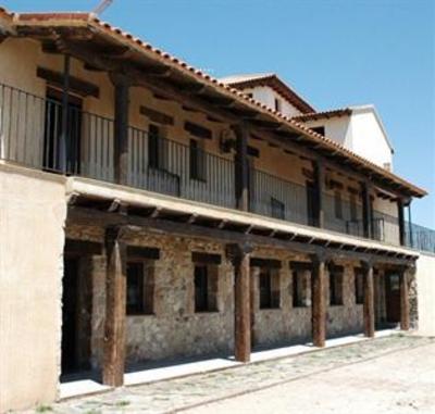 фото отеля Apartamentos Rurales Leonor de Aquitania Atienza