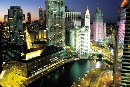 фото отеля Doubletree Hotel Chicago-Magnificent Mile